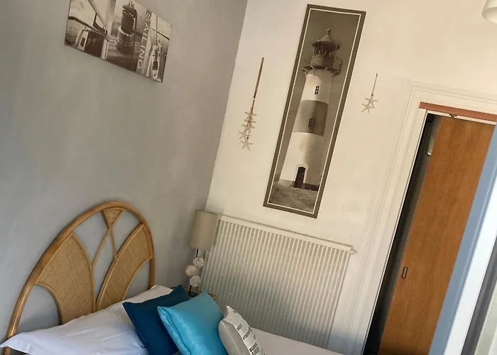 L'ecume Des Jours Отель 2*