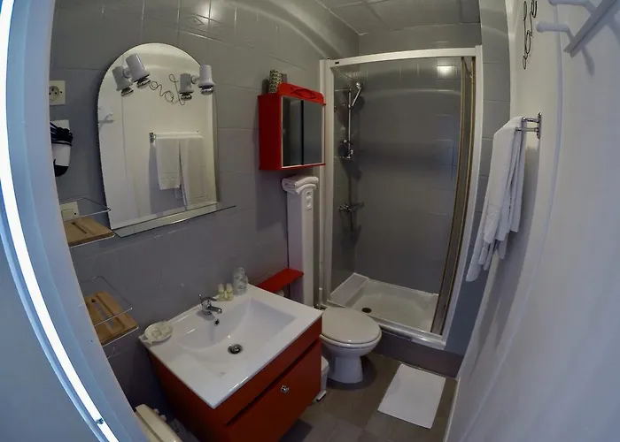 Отель L'ecume Des Jours 2*