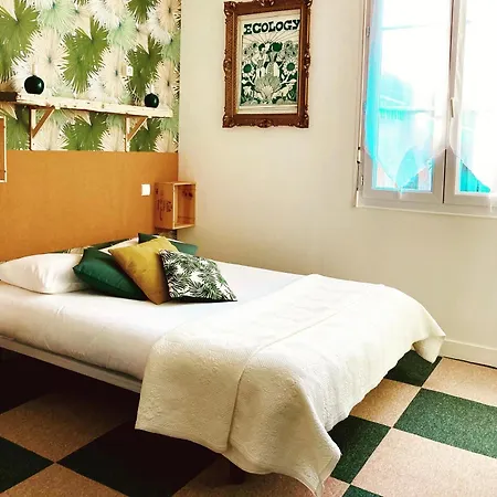 L'ecume Des Jours Hotel 2*