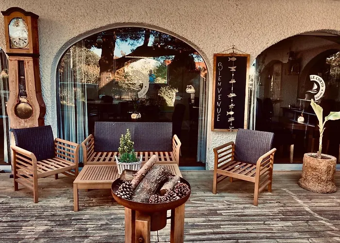 L'ecume Des Jours Hotel